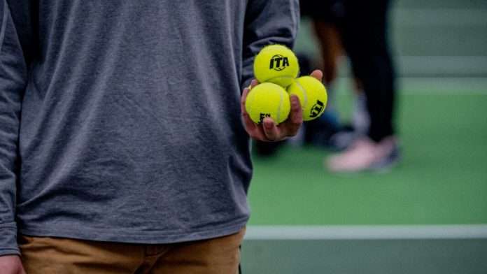 ITA Wilson tennis balls